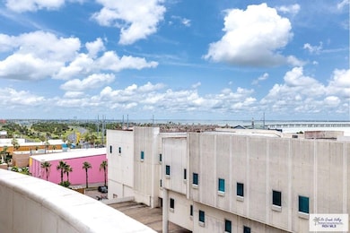 Sunchase IV Condominiums unit 503, South Padre Island, TX 78597 - photo 3