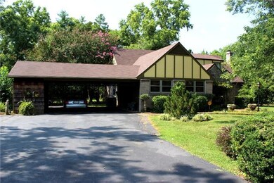 643 Mac St unit B, Shelbyville, TN 37160 - photo 2