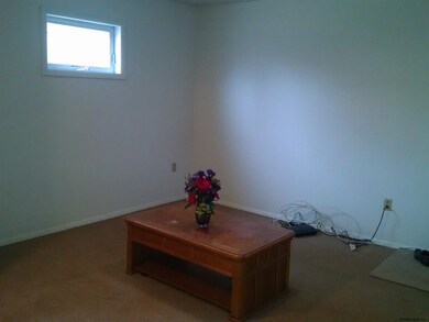 524 Maple Ave unit 7, Saratoga Springs, NY 12866 - photo 3