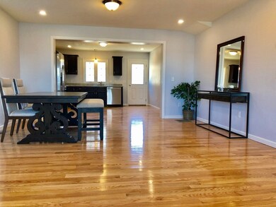 54 Orient St, Worcester, MA 01604 - photo 3