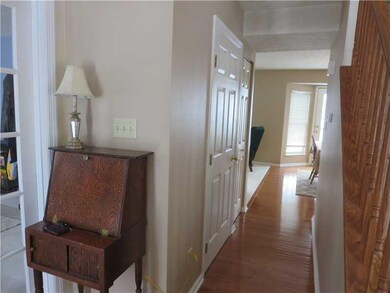 Entry/Foyer. 2 story entry