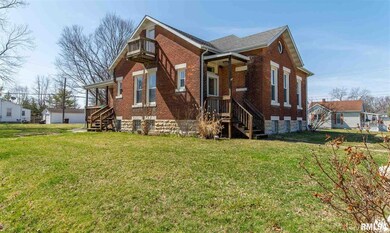 405 4th St, Lincoln, IL 62656 - photo 3