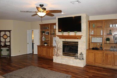 120 Tanglewood Dr, Fredericksburg, TX 78624 - photo 3