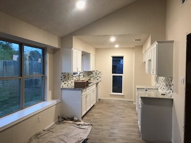 6702 Northleaf Dr, Houston, TX 77086 - photo 4