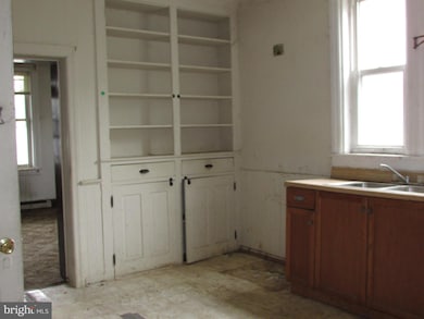 910 Main St, Delta, PA 17314 - photo 4