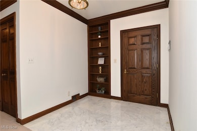 5200 Three Village Dr unit 2FH, Cleveland, OH 44124 - photo 2