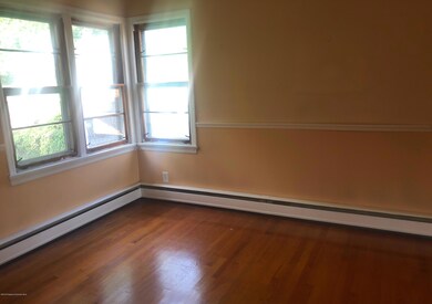 210 Center St, Taylor, PA 18517 - photo 2