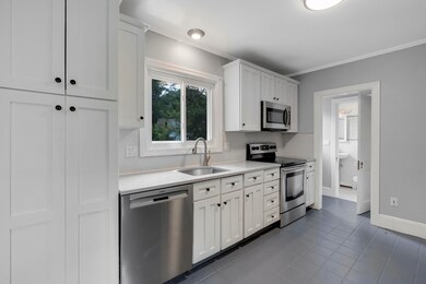 587 Shore Rd, Cape Elizabeth, ME 04107 - photo 6