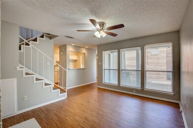 803 Treadwell Ct unit B, Hurst, TX 76053 - photo 6