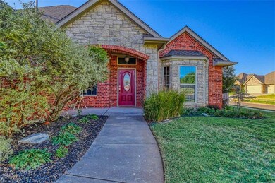 2620 SE 10th St, Moore, OK 73160 - photo 4