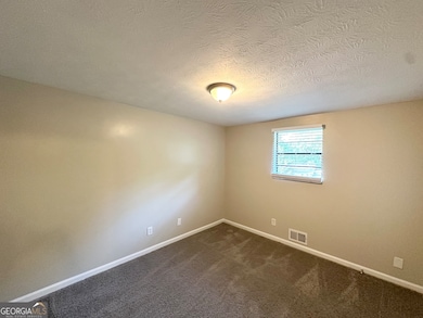 5670 Bob White Ln, Douglasville, GA 30135 - photo 7