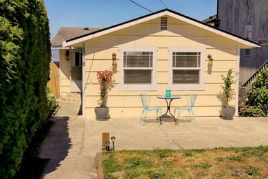 18918 Soundview Dr NW, Stanwood, WA 98292 - photo 4