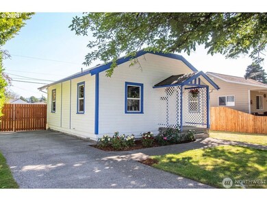 3053 Garfield St, Longview, WA 98632 - photo 2