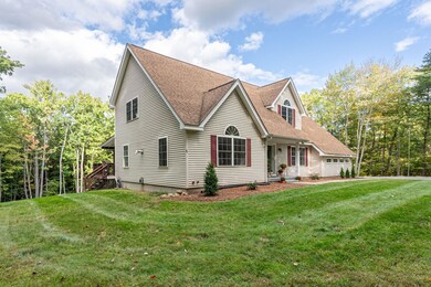 111 Lindsey Way, Goffstown, NH 03045 - photo 2
