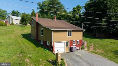 89 S Bryant Ave, Mohnton, PA 19540 - photo 3