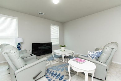 220 Blue Agate Ct, Jarrell, TX 76537 - photo 2