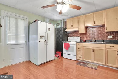 41 N Fayette St, Mercersburg, PA 17236 - photo 6