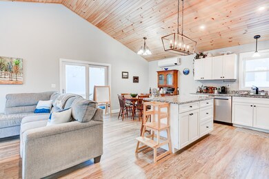 30 D St, Conway, NH 03818 - photo 3