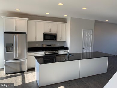 8360 Sallyport St, Lorton, VA 22079 - photo 3