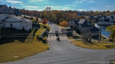 12116 S 14th Ct, Jenks, OK 74037 - photo 2