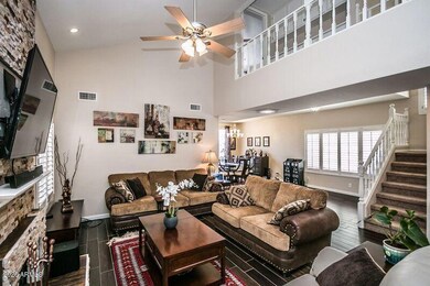 living room2-windrift