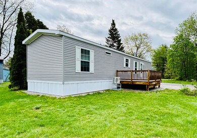 545 Elm St unit 6, Milford, NH 03055 - photo 4