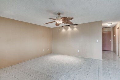 03_201CocoaIslesBlvd4-3_mls