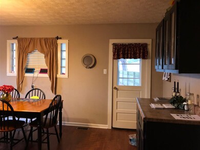 99 Florida St, Milton, WV 25541 - photo 5