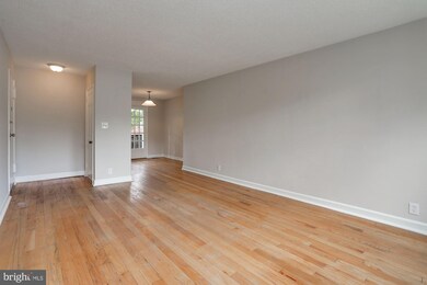 3080 S Abingdon St unit A2, Arlington, VA 22206 - photo 6