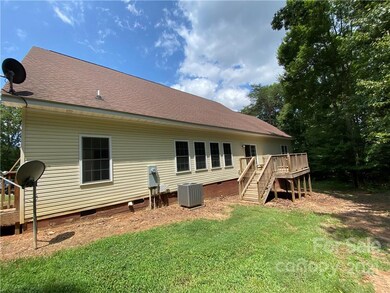 597 S Greenbriar Rd, Statesville, NC 28625 - photo 2