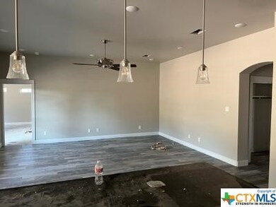 100 Savage Cir, Copperas Cove, TX 76522 - photo 5