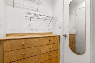 27 Bowdoin St unit 1D, Boston, MA 02114 - photo 5