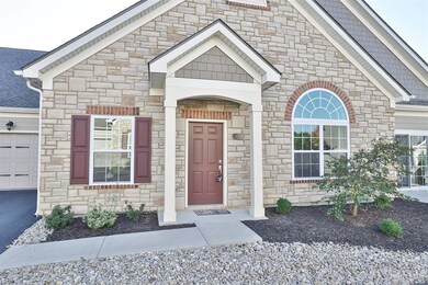 6741 Liberty Cir, Liberty Township, OH 45069 - photo 3