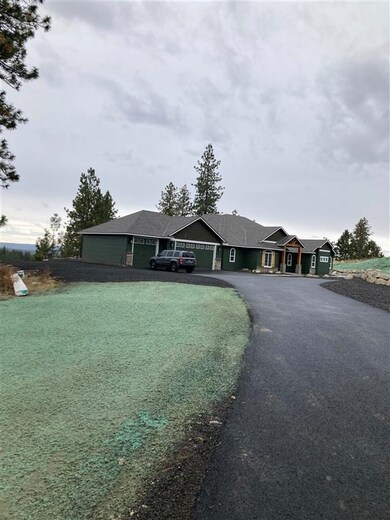 4914 W Country Hills Ln, Spokane, WA 99208 - photo 2