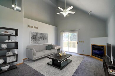 221 Division St, Brooklyn, WI 53521 - photo 6