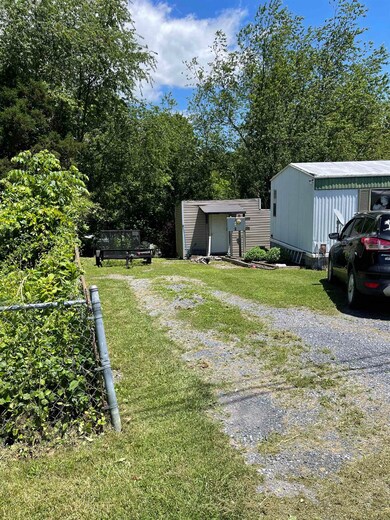 1724 B St, Waynesboro, VA 22980 - photo 4