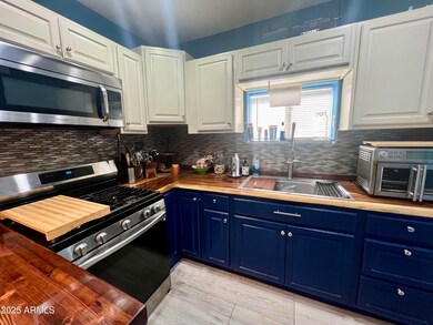 Kitchen 2