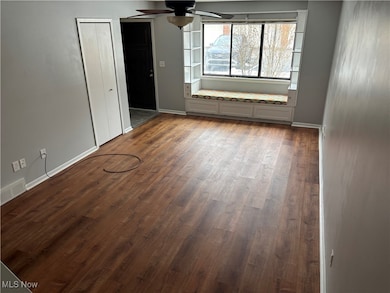 4304 Hyde Park unit 8, North Olmsted, OH 44070 - photo 2