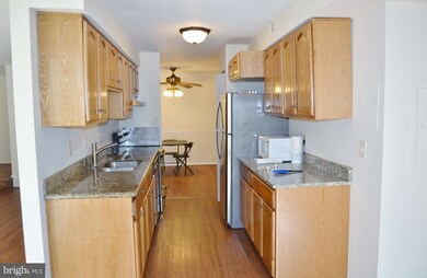 423 Christopher Ave unit T4, Gaithersburg, MD 20879 - photo 6