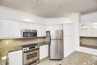 The Renaissance at River Oaks unit B213, Houston, TX 77019 - photo 5