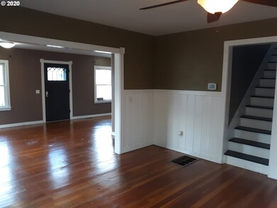 Living Room/Dining Room