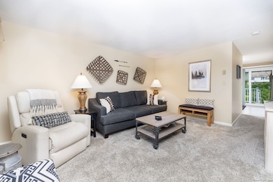 143 Julia Terrace unit 143, Middletown, CT 06457 - photo 3