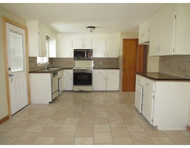 14 Paxton Rd, Spencer, MA 01562 - photo 7