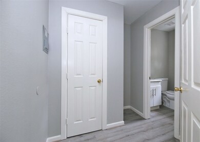 6910 Weston St unit 2, Houston, TX 77021 - photo 5