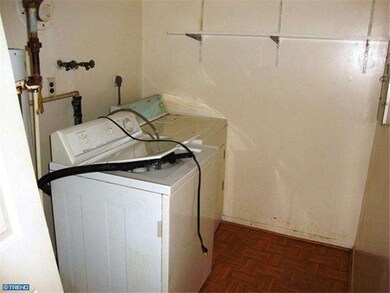 8022 Craig St, Philadelphia, PA 19136 - photo 6