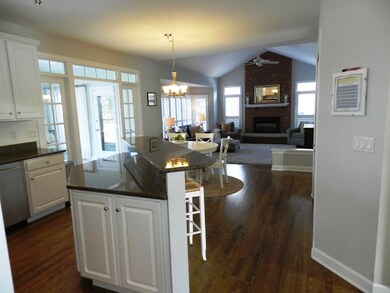 2611 Hoddam Rd unit 4, Naperville, IL 60564 - photo 6