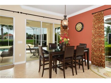 Dining/Living area opening up to the Lanai!