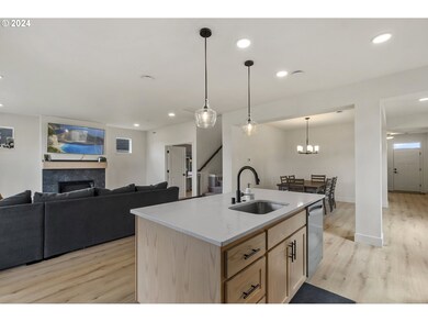 405 Pagget Ave, Winlock, WA 98596 - photo 7