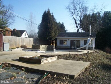 6997 Beachmont Dr, Sykesville, MD 21784 - photo 3