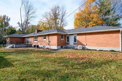 8013 Damascus Rd, Louisville, KY 40228 - photo 3